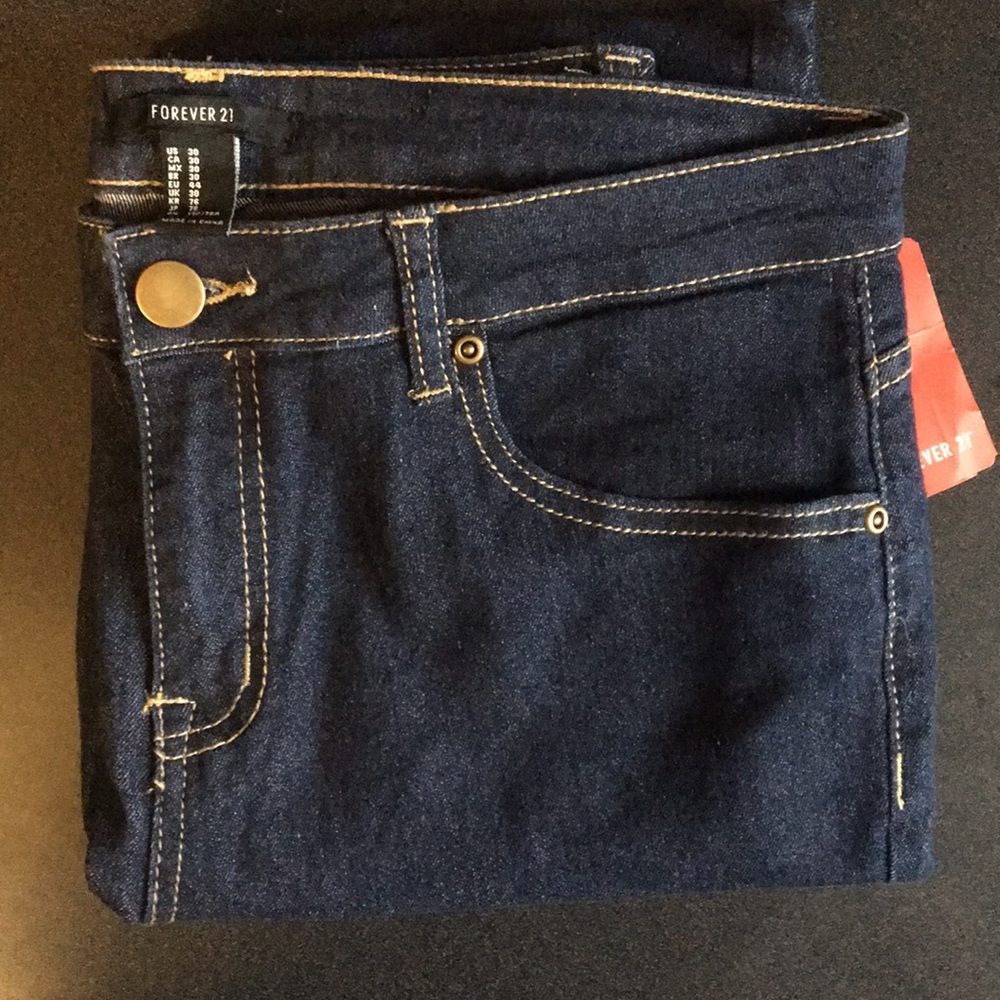 Dark wash Forever 21 Jeans NWT